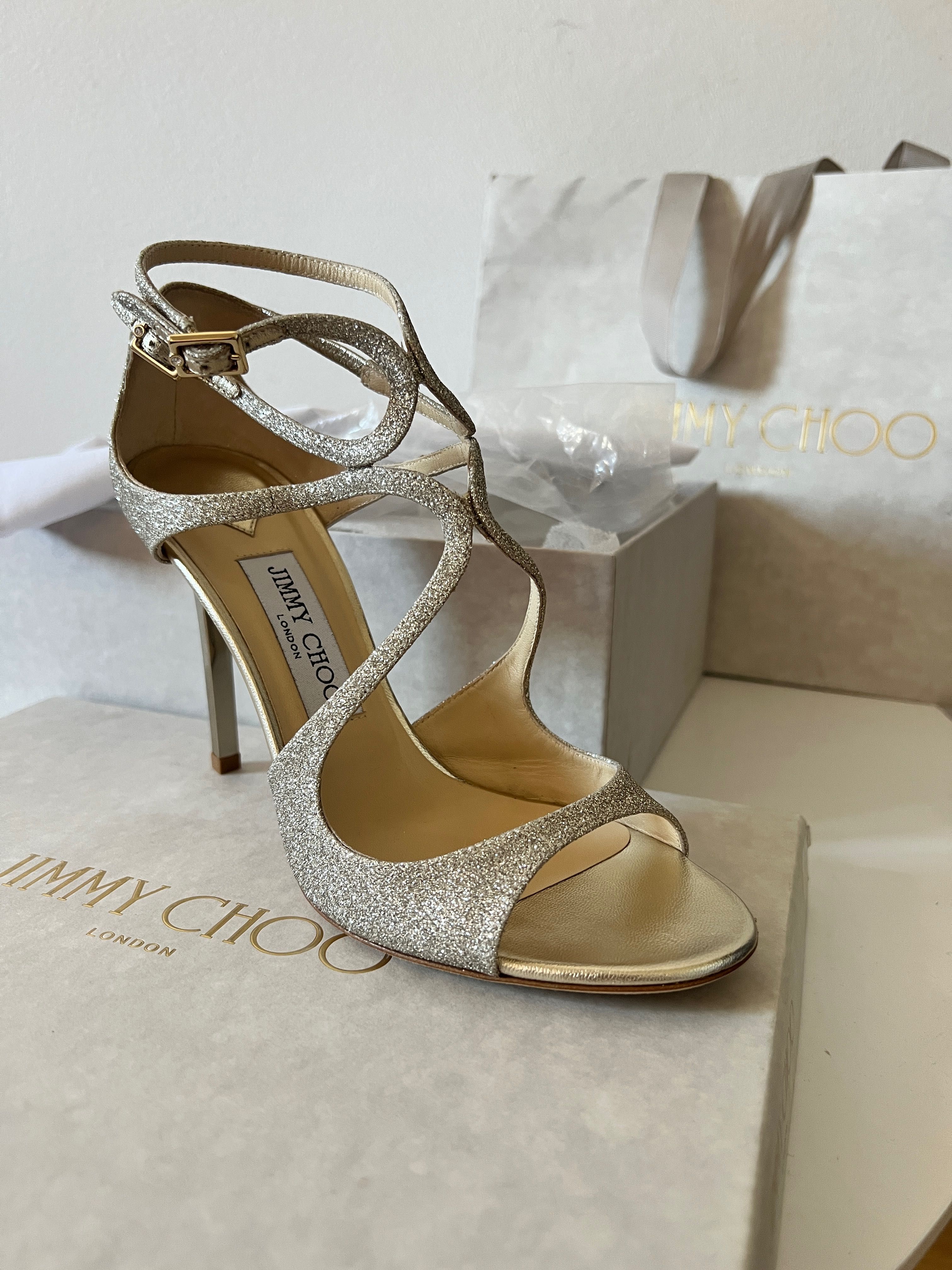 Vând sandale Jimmy Choo noi, nepurtate