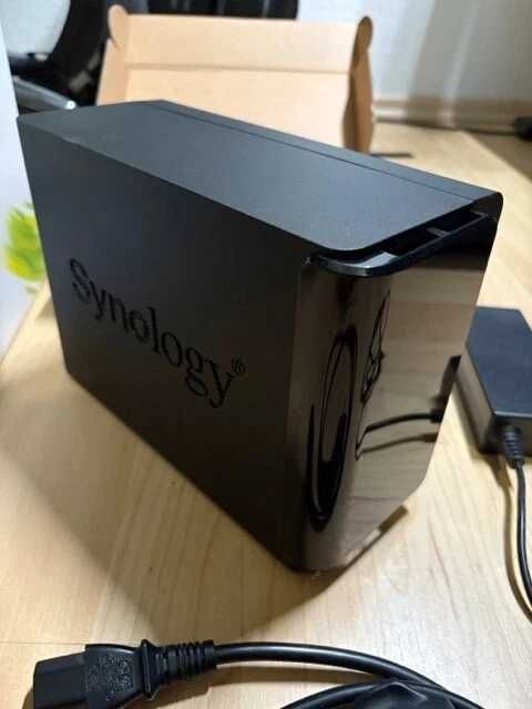 Synology DiskStation DS214play 2x3TB HDDs