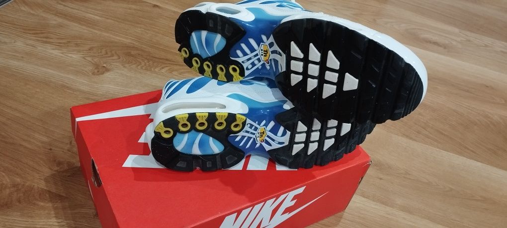 Air Max Plus "Sky Blue"