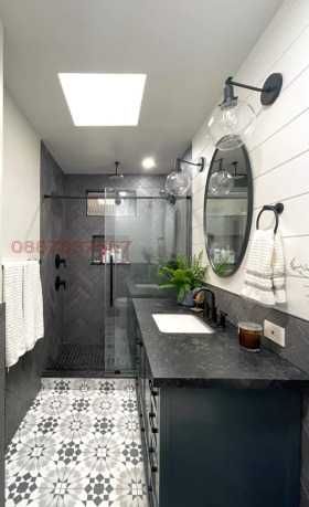 Продава се Къща в Варна, Център - 130 кв.м за 385 €/кв.м - Снимка #11