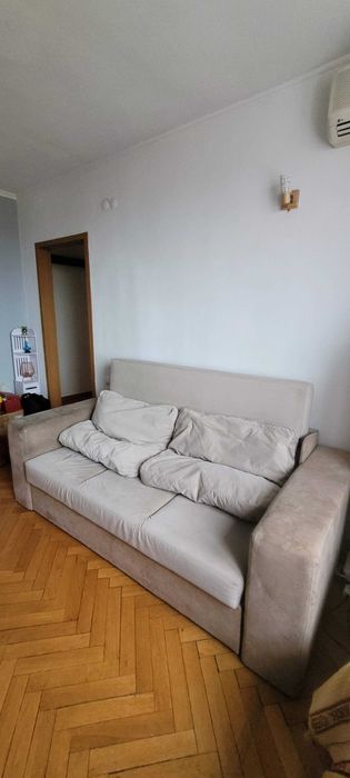 Biblioteca in 2 culori (nuante fag si stejar) + Canapea Mobexpert