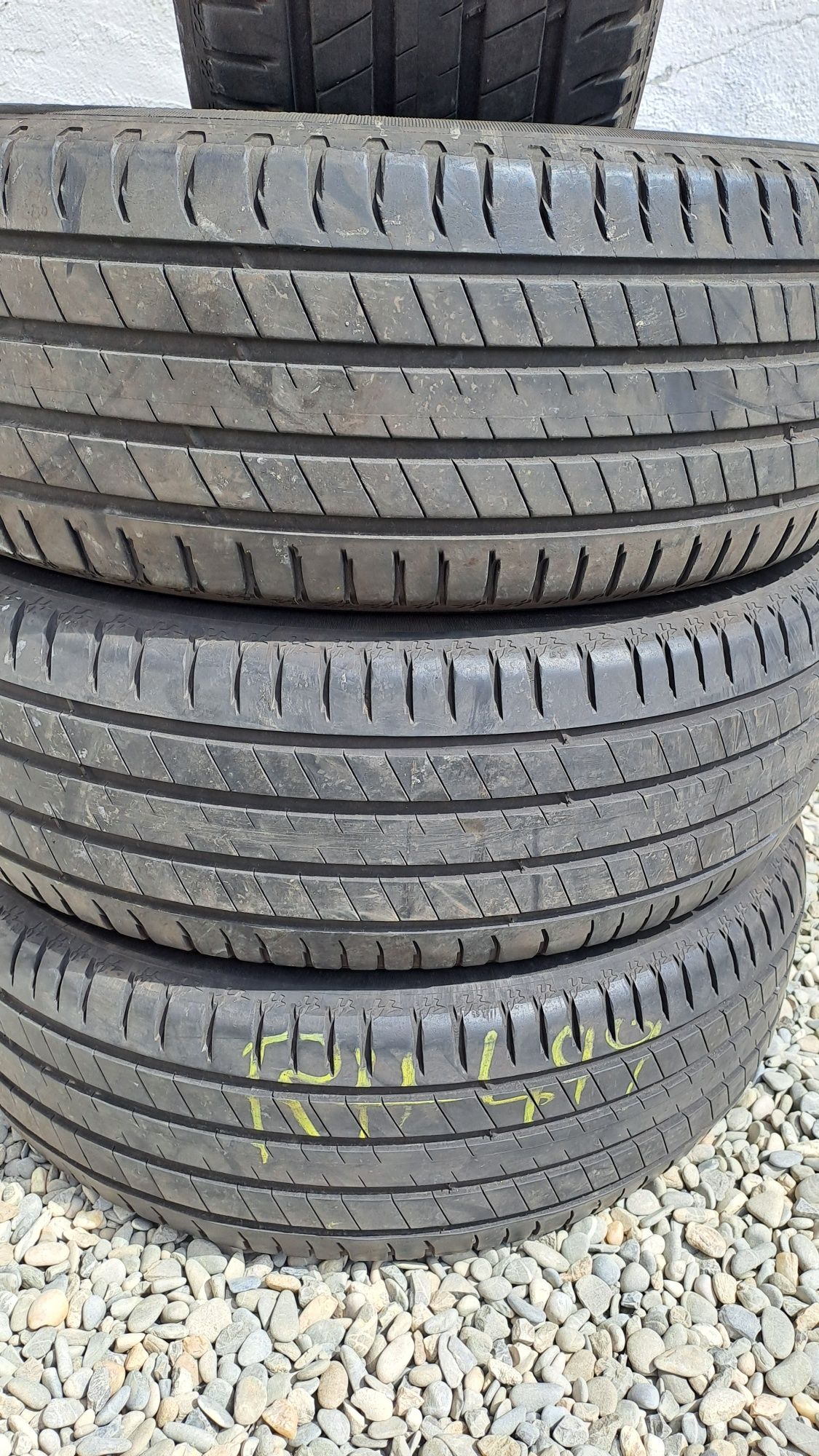 Anvelope vara 225 65 r17 MICHELIN