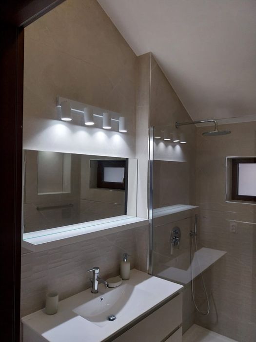 Servicii de curățenie profesională domestică si industrială