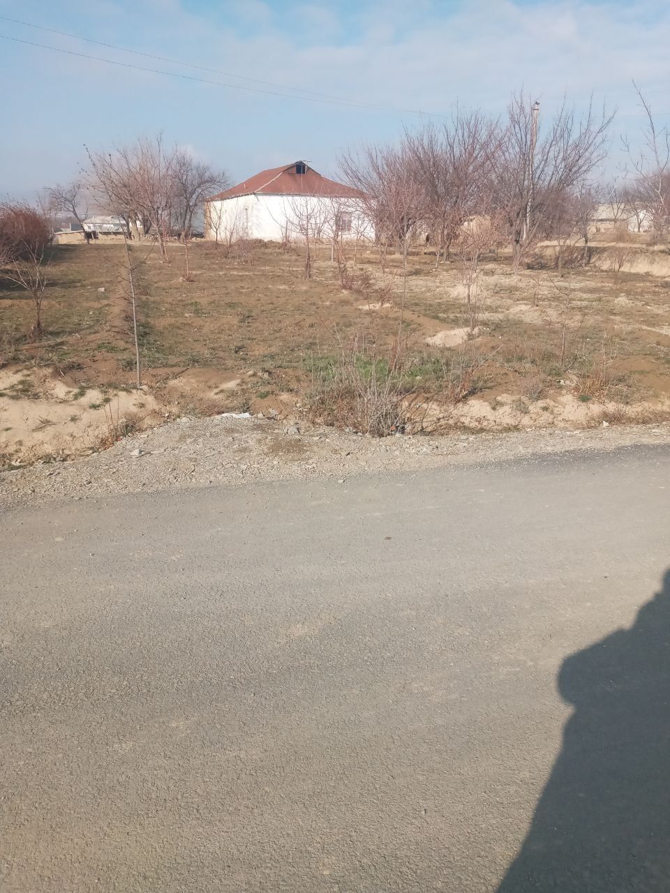 Yer uchastkasi sotiladi. Samarqand viloyati  Qoʻshrabot tumani