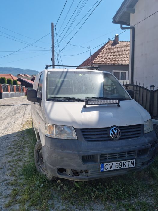 Vand sau schimb  inafara de autovehicule