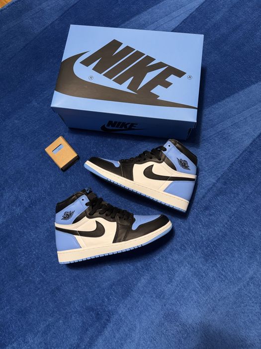 Air Jordan 1 UNC toe ( nu Air Force / nu yeezy)