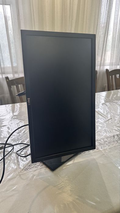 Монитор Dell 23”