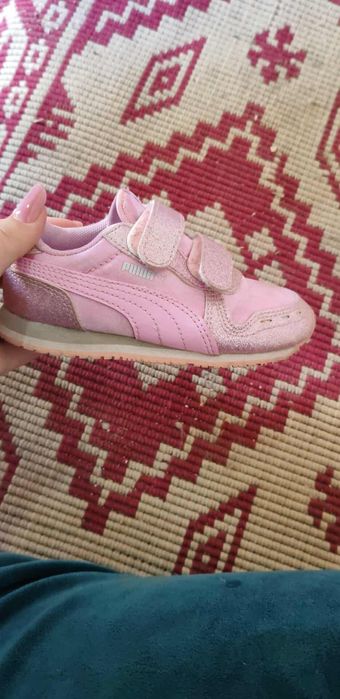 Vând încălțăminte pentru copii