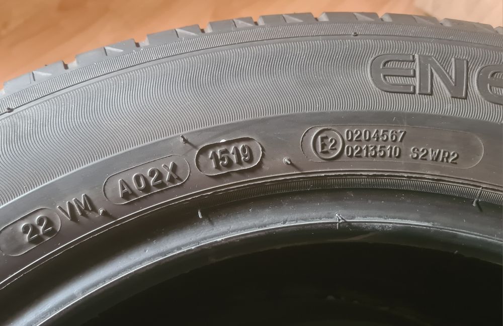 2 anvelope vara Michelin 215 55 R16