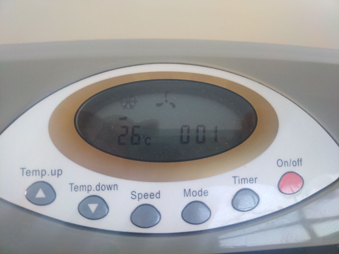 Мобилен климатик Klimagerate 9000BTU 1100W 
Mobiles Klimagerate
Model: