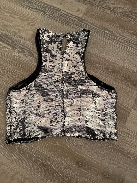 Топ с пайети, М-размер