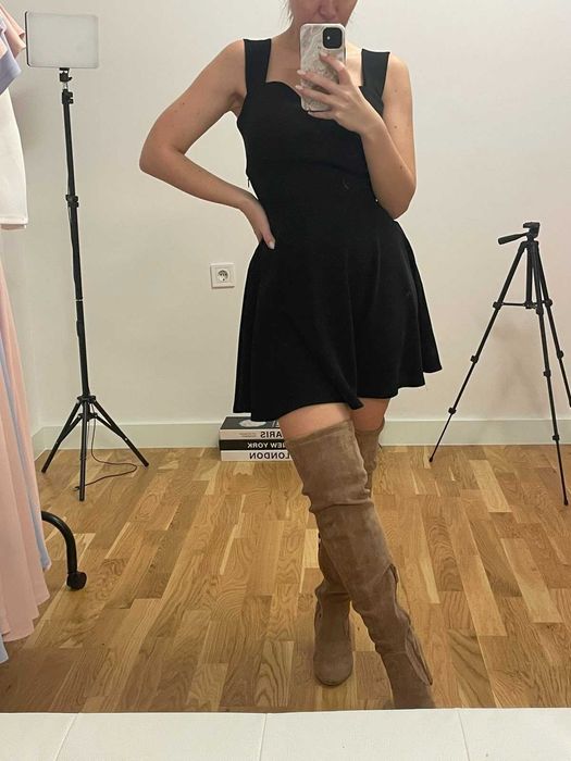 Дълги велурени ботуши