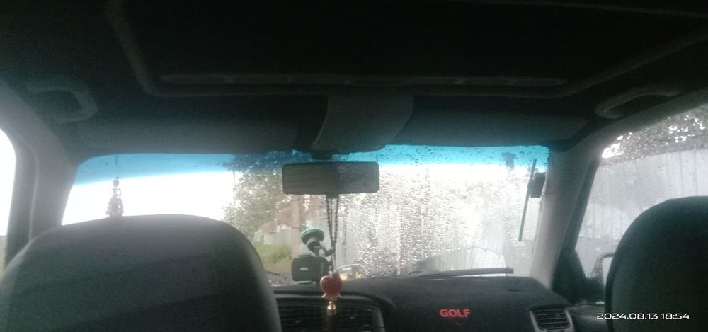 Продам  Фольксваген гольф три 1996 года в хорошем состояний