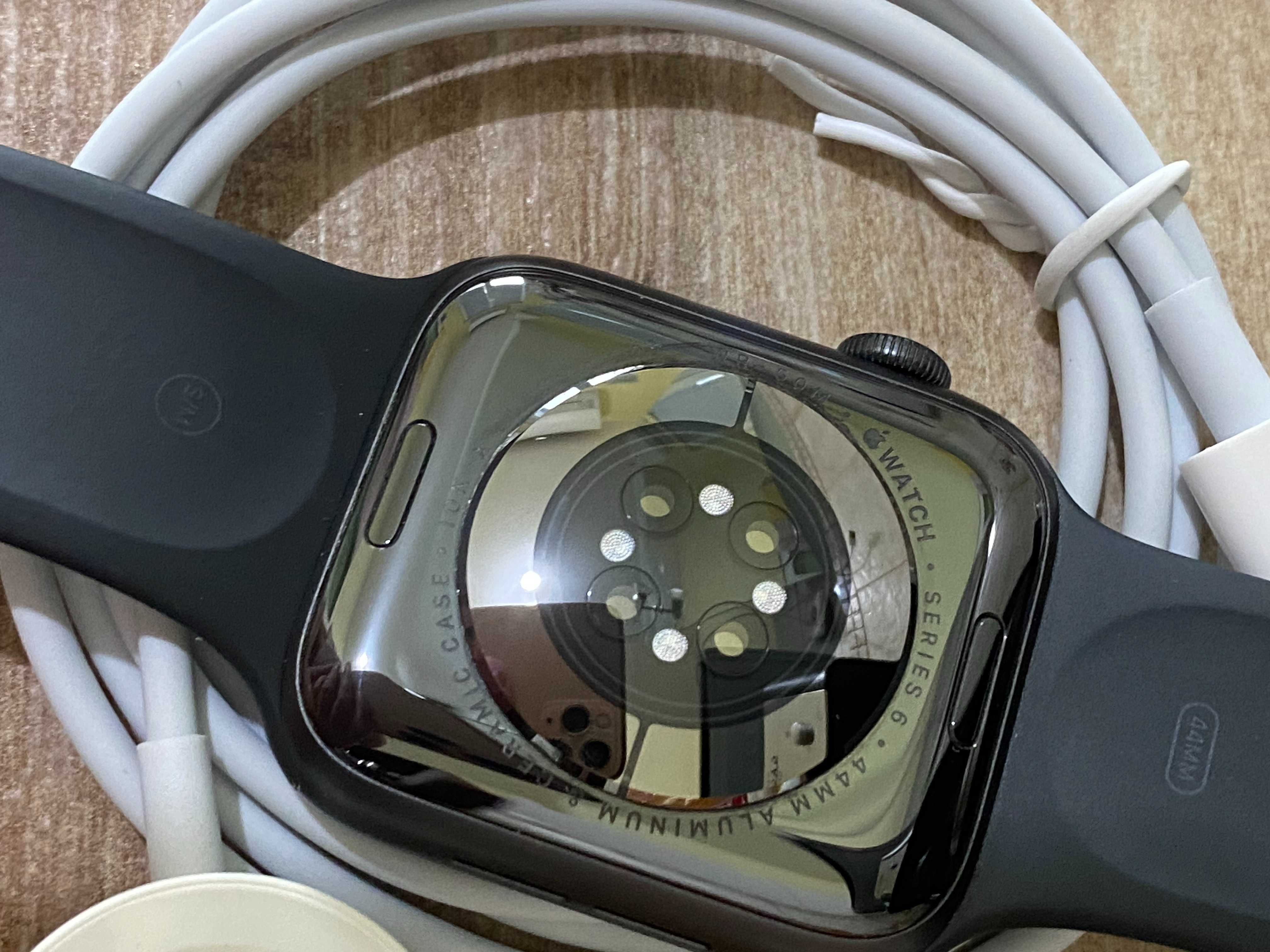 Apple Watch Series 6 44mm Black GPS