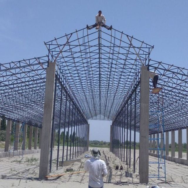Sizlar uchun xar xil turdagi tom issiqxona stadion va naveslar xizmati