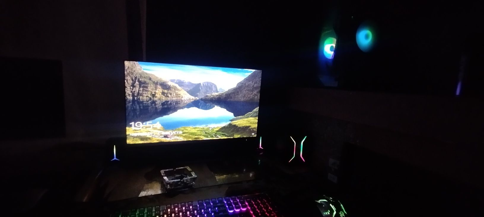 Igravoyi Kampyuter Sotiladi DDR4