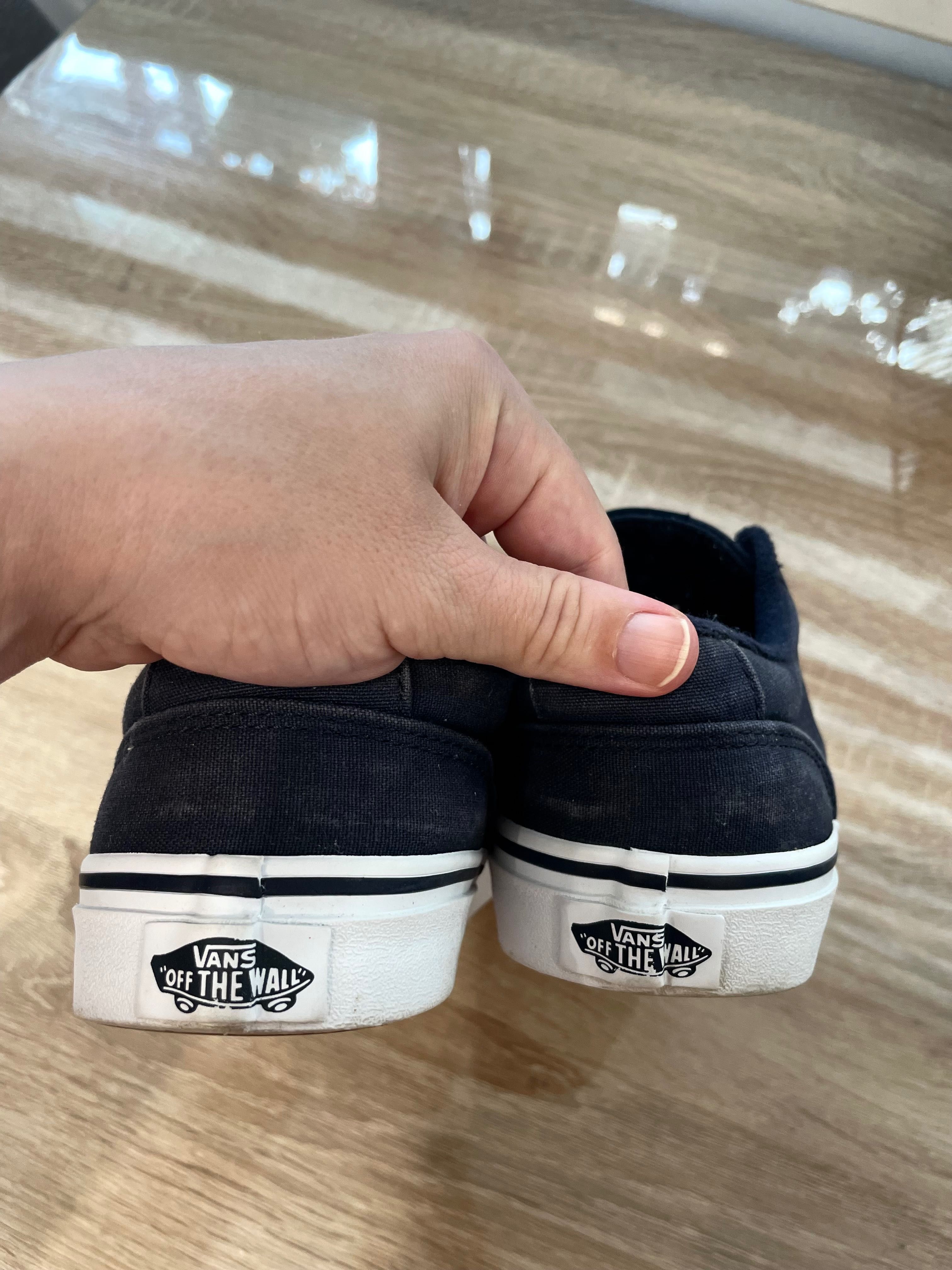VANS Спортни обувки