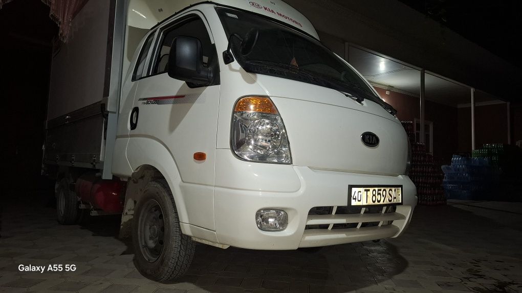 Kiya bongo3   13000$