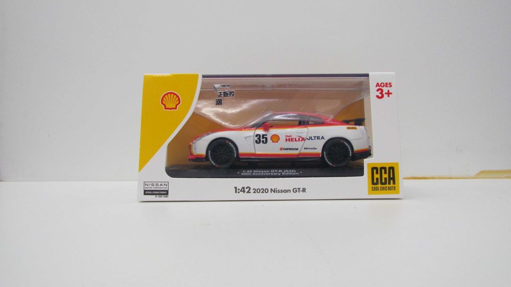 Чисто нови колекционерски метални колички