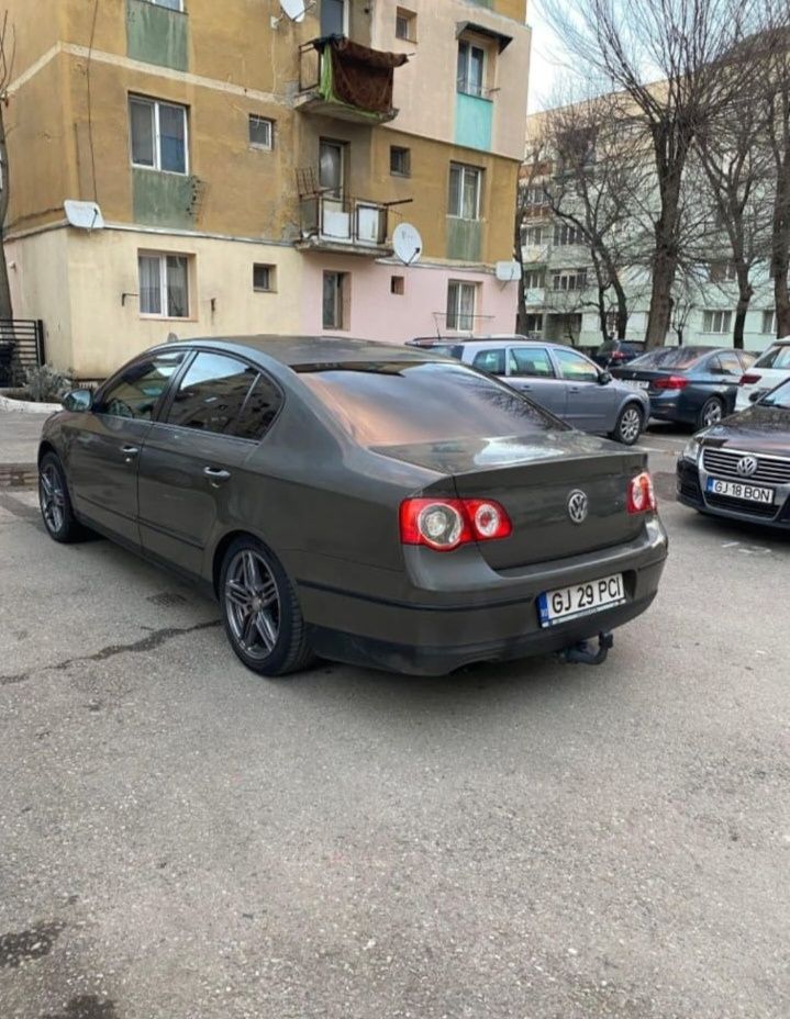 Pasat b6 de vanzare bmp 2.0 140 de cai