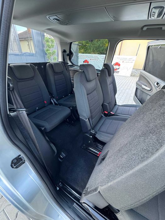 Ford Galaxy 7 locuri Rate/Cash