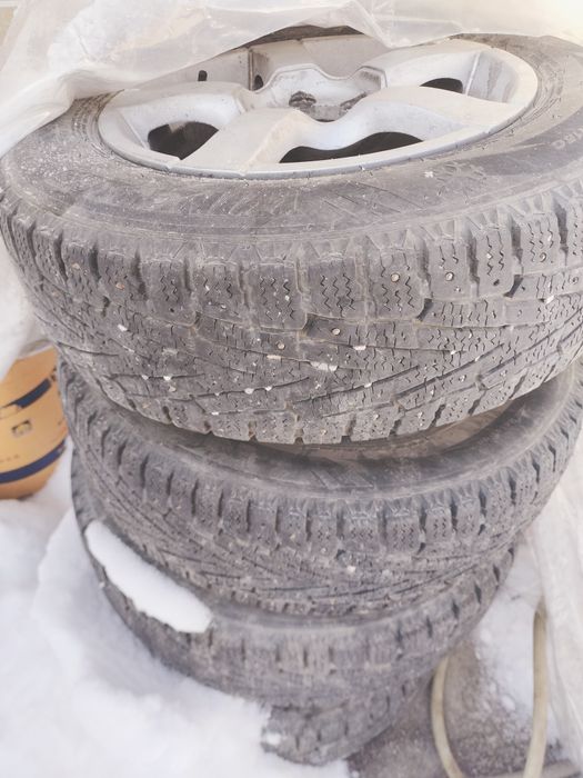 Продам колёса с дисками комплект 4колеса