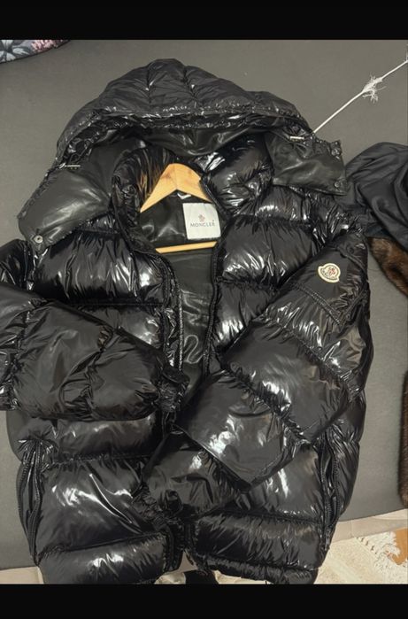 Geaca Moncler  noua