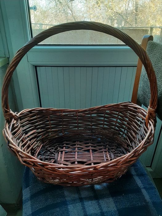 Карзина плетёная