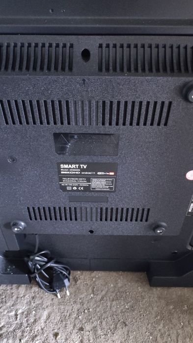 Продам 2 не рабочих телевизора , на запчасти