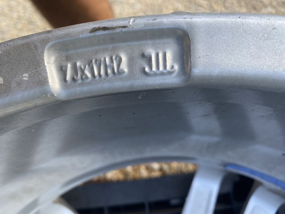 17 цола 5 х 108 мм Форд , Волво , Ford , Volvo