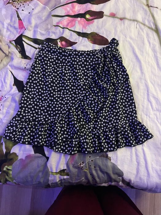 Лятна черна пола