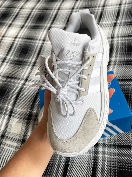 Adidas XZ22 Boost