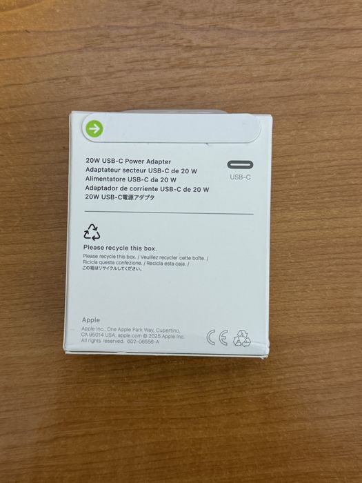 Adaptor Apple Original 20W