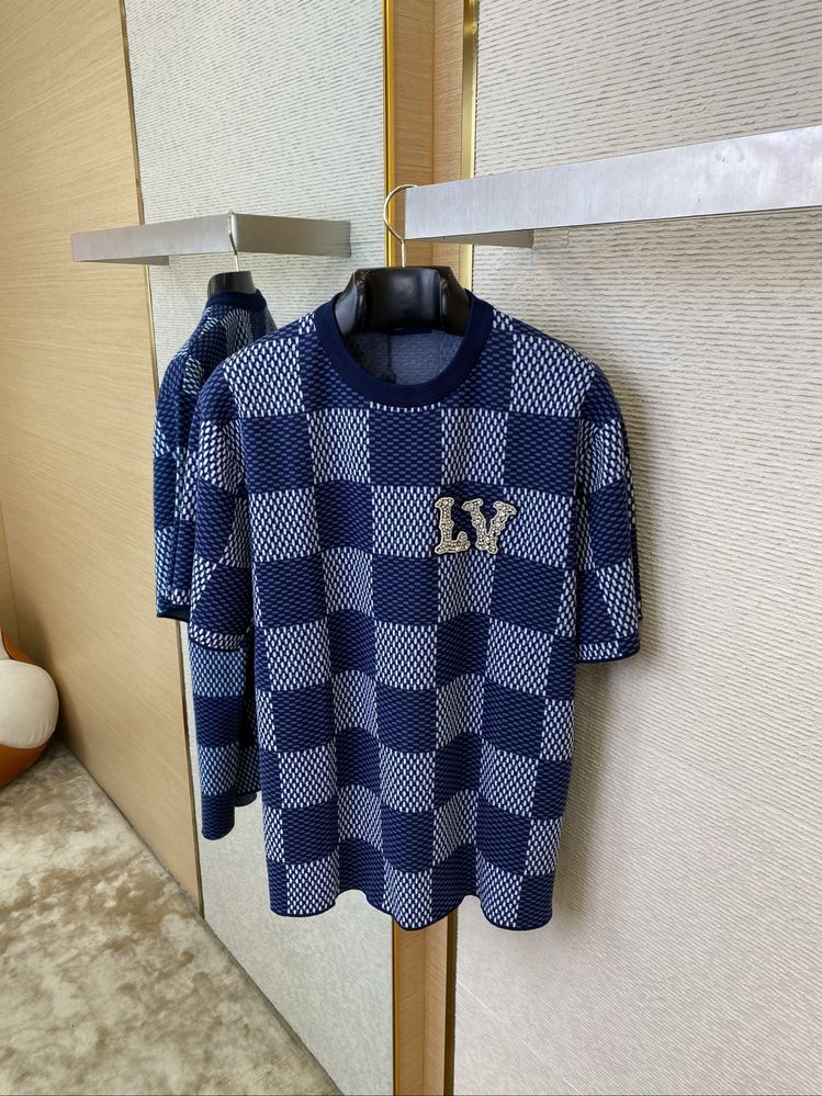 Tricou Louis Vuitton Calitate Premium