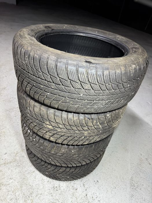 4 anvelope Bridgestone 205/55 R16 iarna 2024 folosite 2 luni