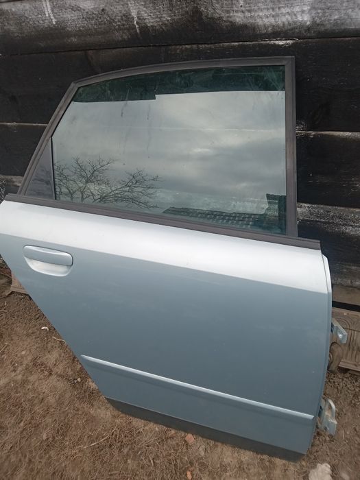 Vand piese Audi A4 sedan 2003