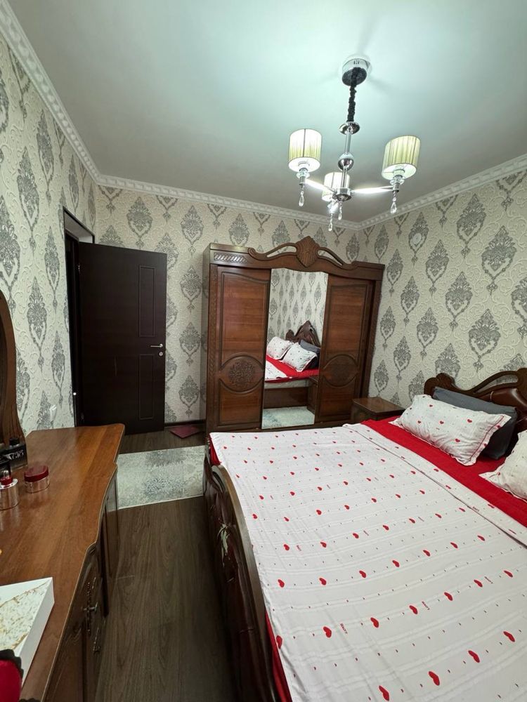 Toshkent viloyati Oqqo’rg’on tumani yoshlar bog’ini ichidagi dom