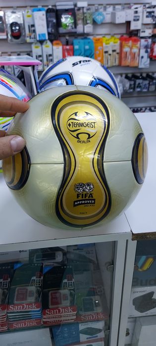 Оригинал мяч Teamgeist Berlin