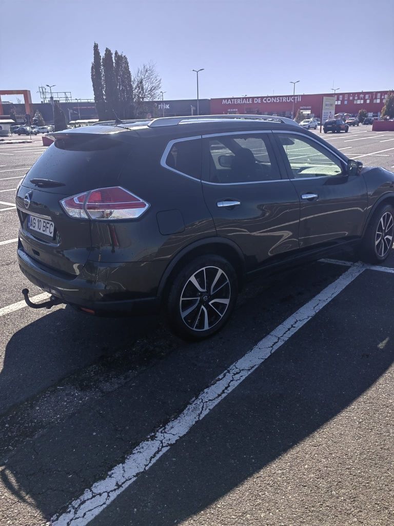 Nissan x-trail 2015