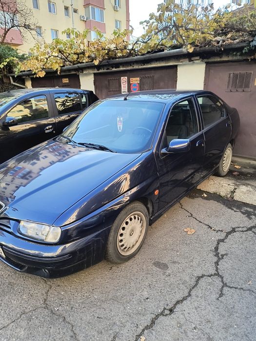 Vând Alfa Romeo 146 din 2001