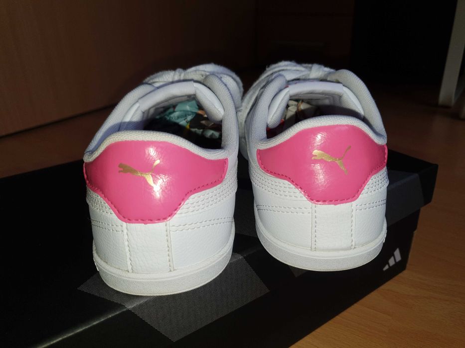 Adidasi de dama originali Puma Vikky Lopro marime 39 in stare ca Noi