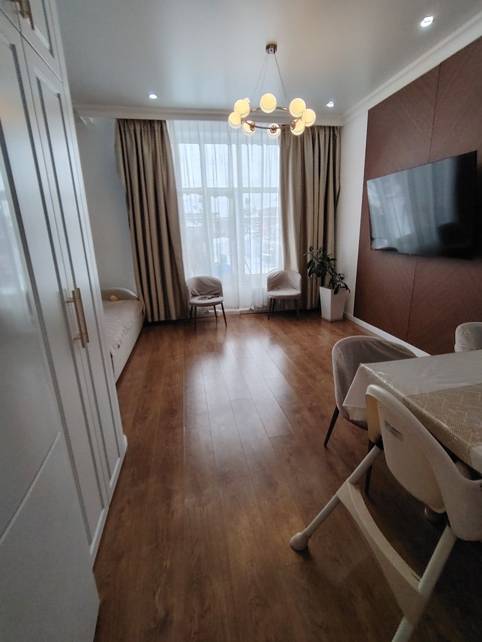 Продам 3-х комнатную двухуровневую квартиру