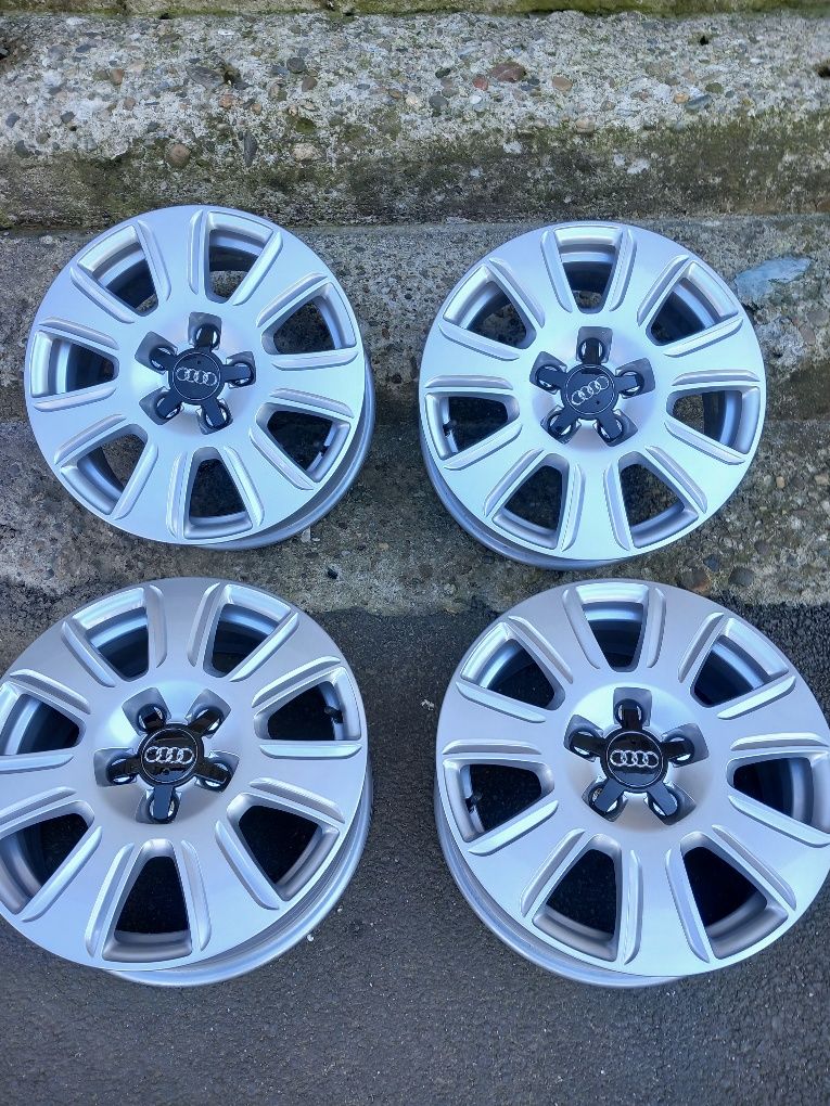 Jante 5x112 R 16 Audi Q3 Q2 A3 A4 S3 RS4 RS6 TT RS S ET33 VW Tiguan