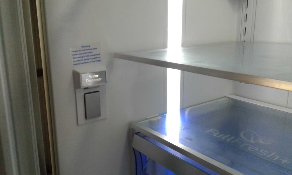 комбиниран хладилник Grundig вино