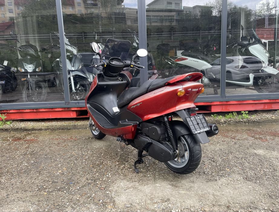 Scuter Yamaha Majesty 125 cc Inmatriculat