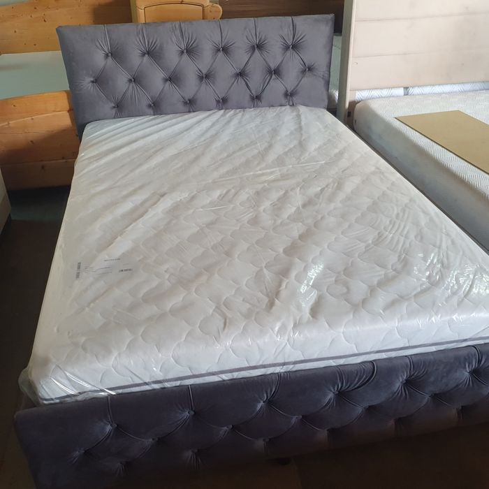 Pat dormitor tapițat 1.40m/2m+saltea NOUĂ