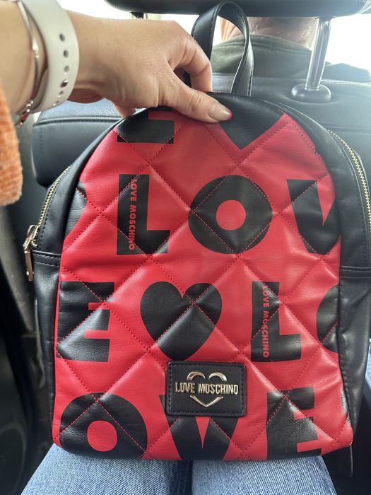 Раница love moschino