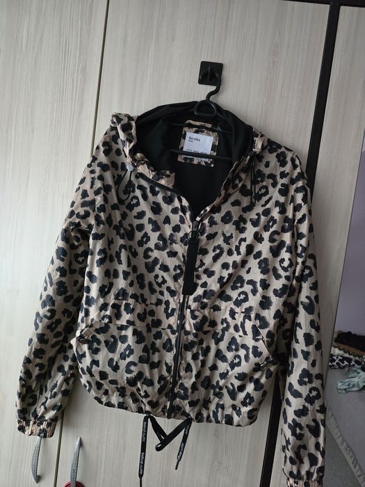 Дамско яке Bershka