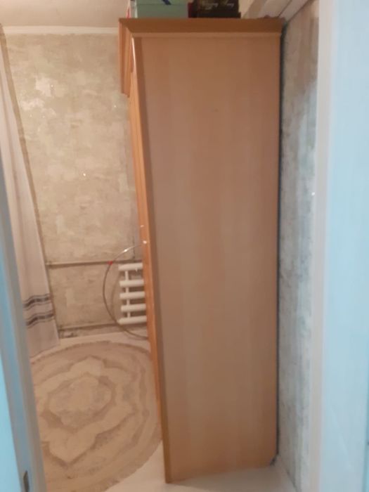 Продам шкаф б/у хорошем состояние за 30000тг.Торг есть.