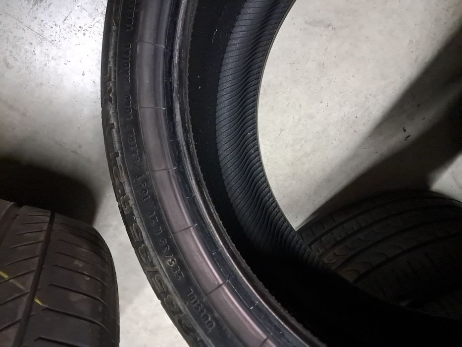 Anvelope second vara 285 35 R21 Continental *